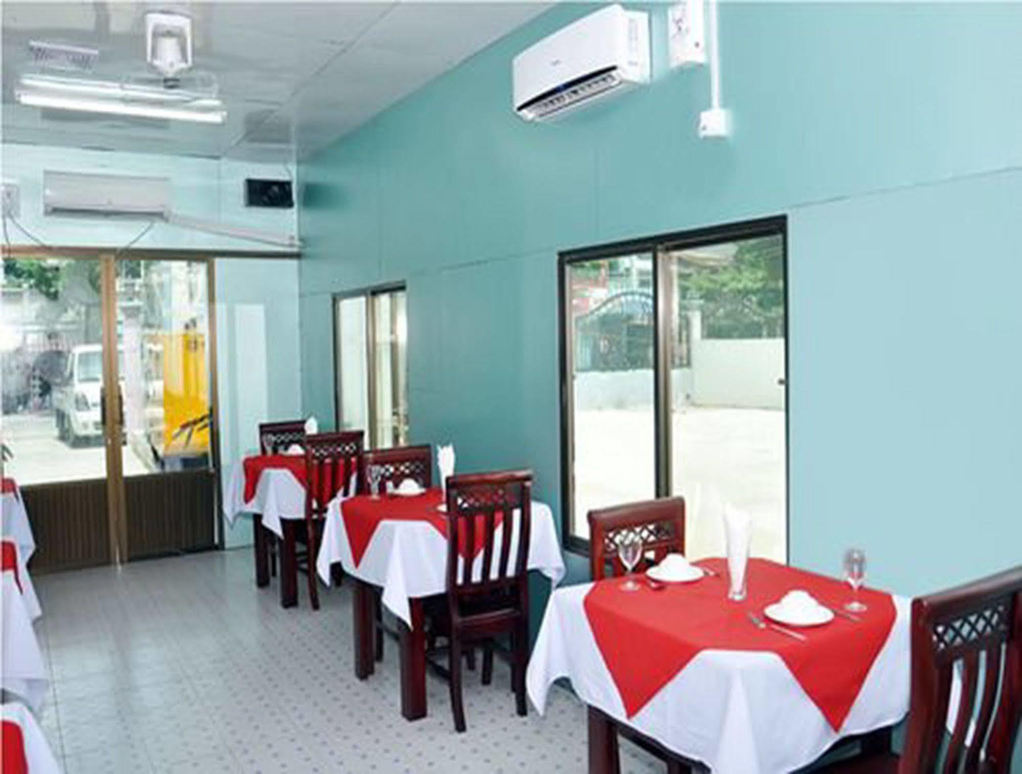 Royal Tulip Hotel Mandalay Exterior foto